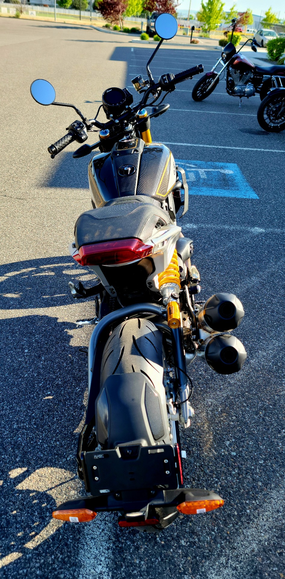 2023 Indian Motorcycle FTR R Carbon in Pasco, Washington - Photo 3