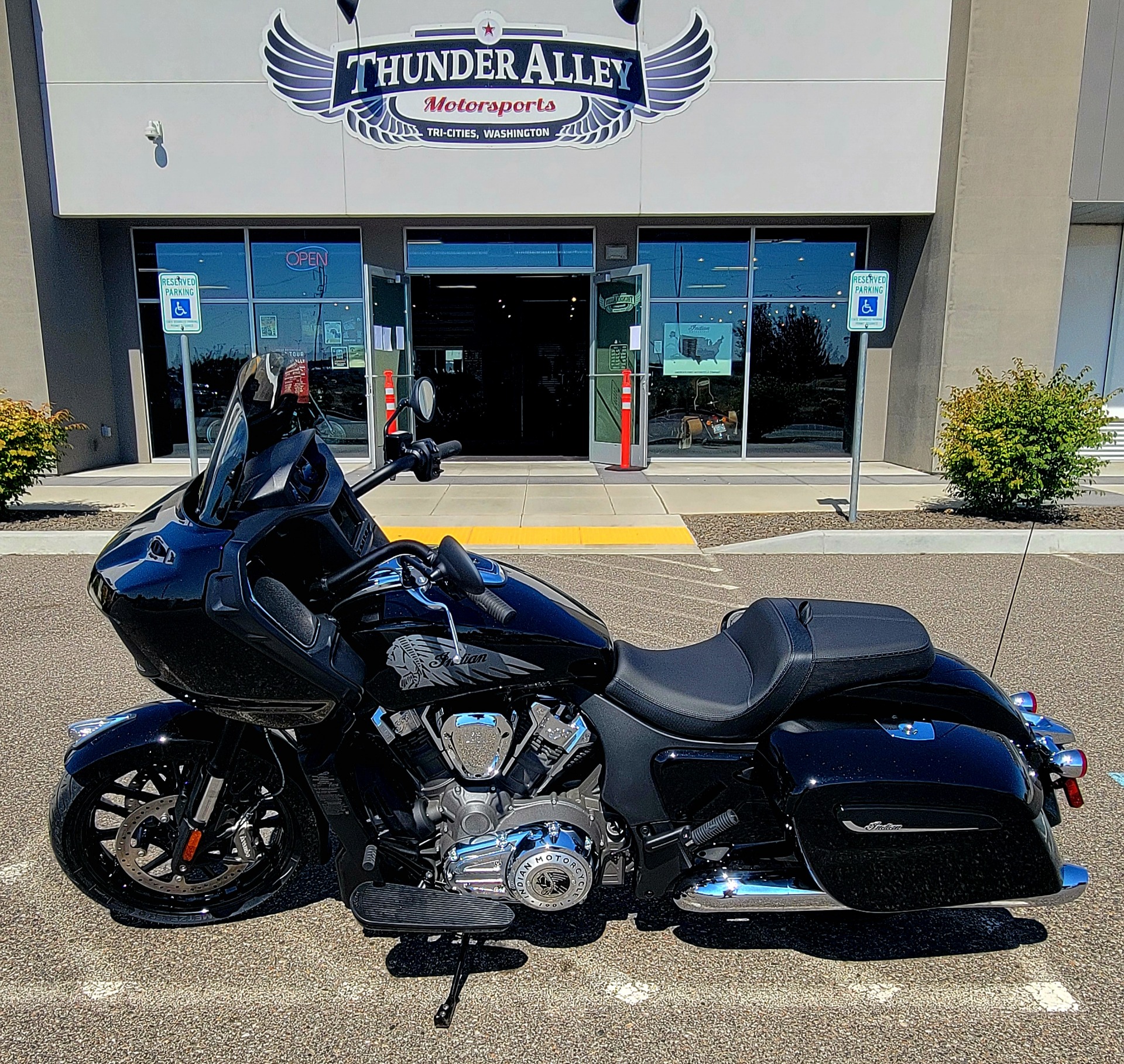 2024 Indian Motorcycle Challenger® in Pasco, Washington - Photo 1