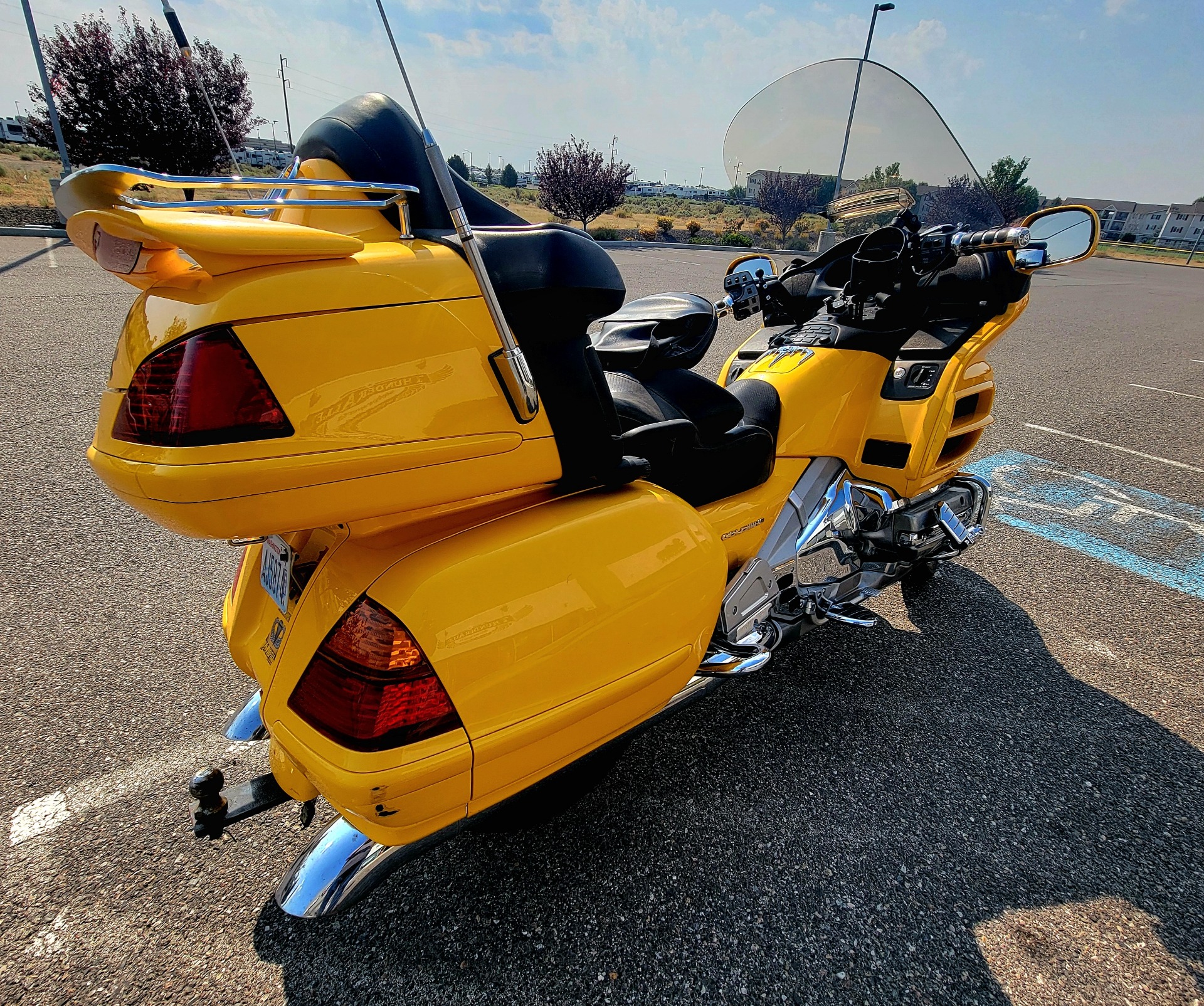 2001 Honda Gold Wing (GL1800) in Pasco, Washington - Photo 4