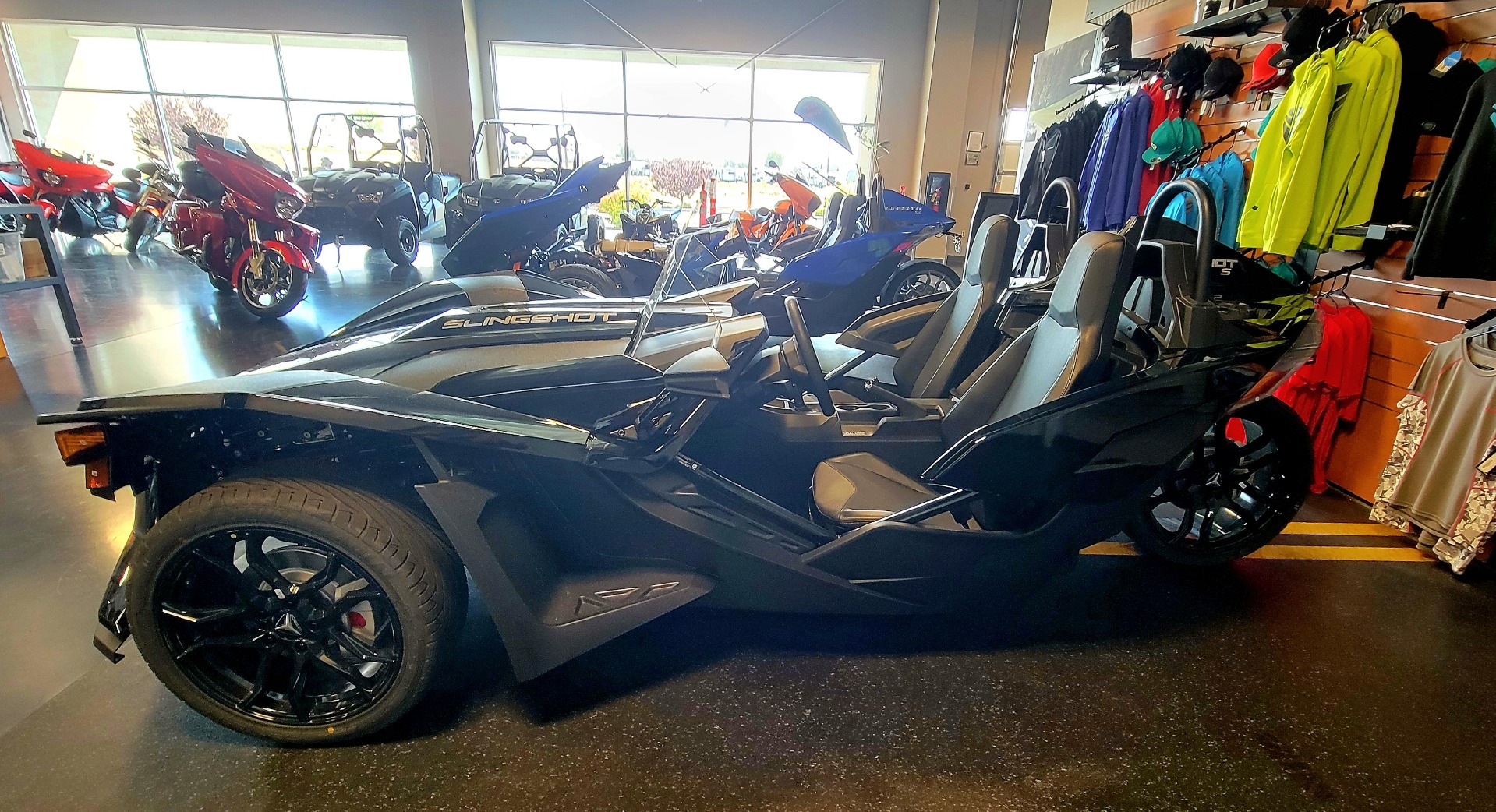 2023 Slingshot Slingshot S w/ Technology Package 1 Manual in Pasco, Washington - Photo 3