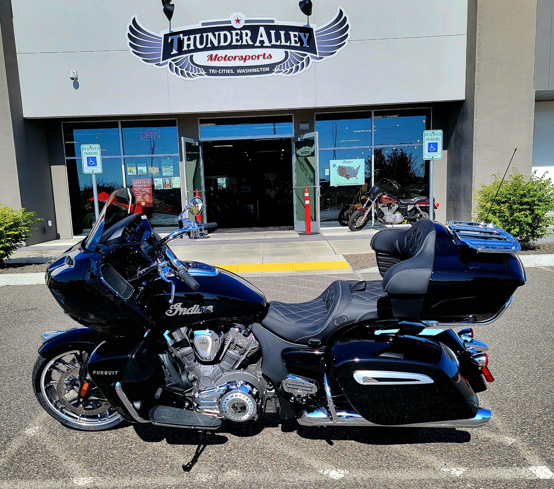 2024 Indian Motorcycle Pursuit® Limited in Pasco, Washington - Photo 1