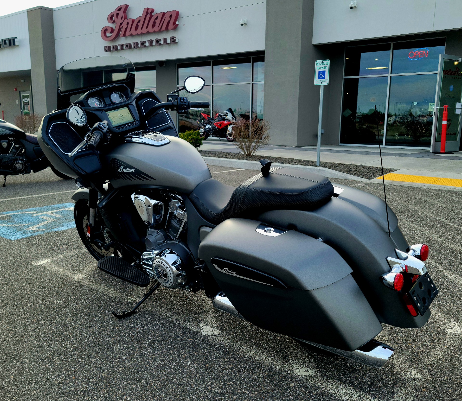 2023 Indian Motorcycle Challenger® in Pasco, Washington - Photo 2