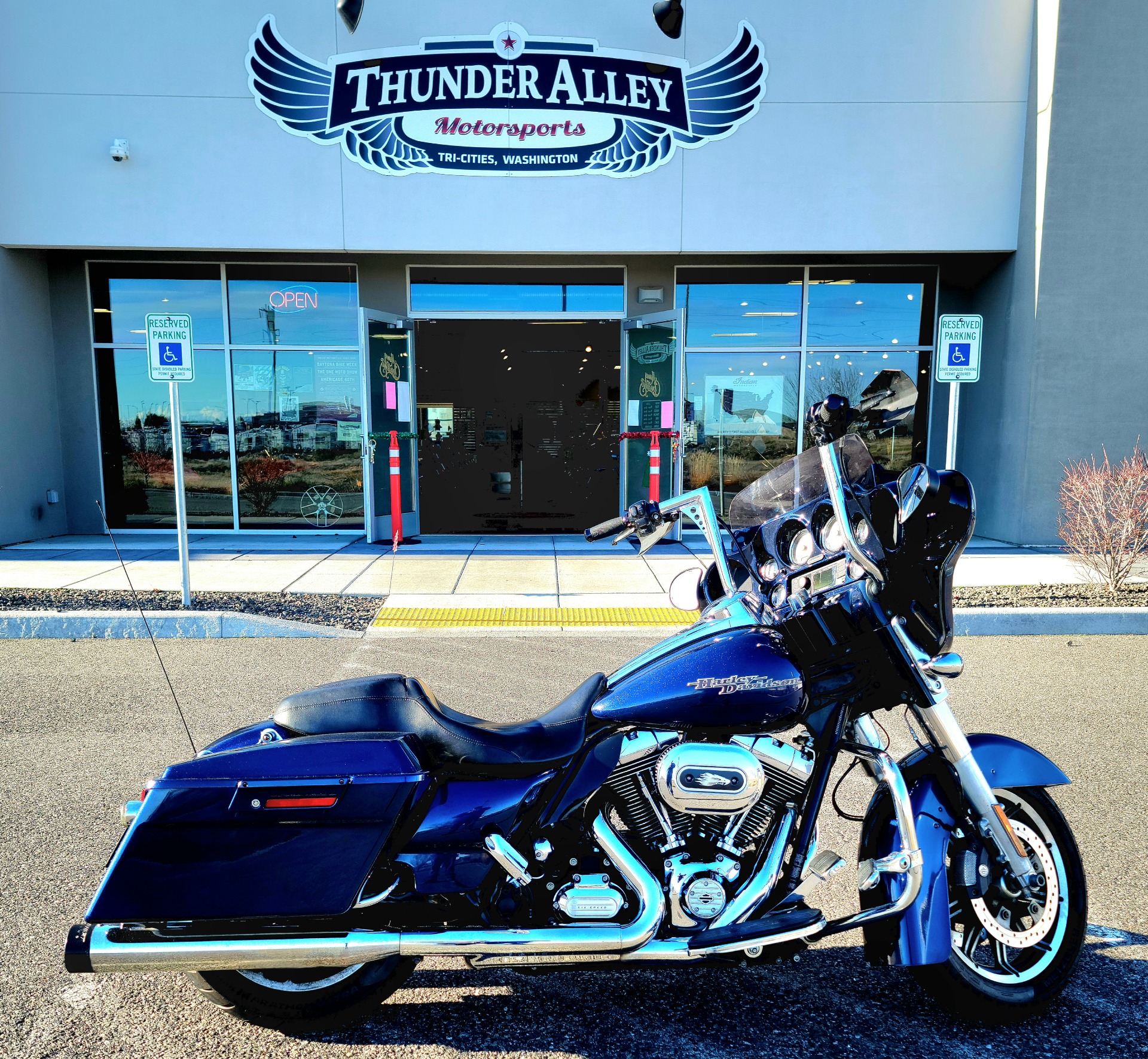 2012 Harley-Davidson Street Glide® in Pasco, Washington - Photo 1