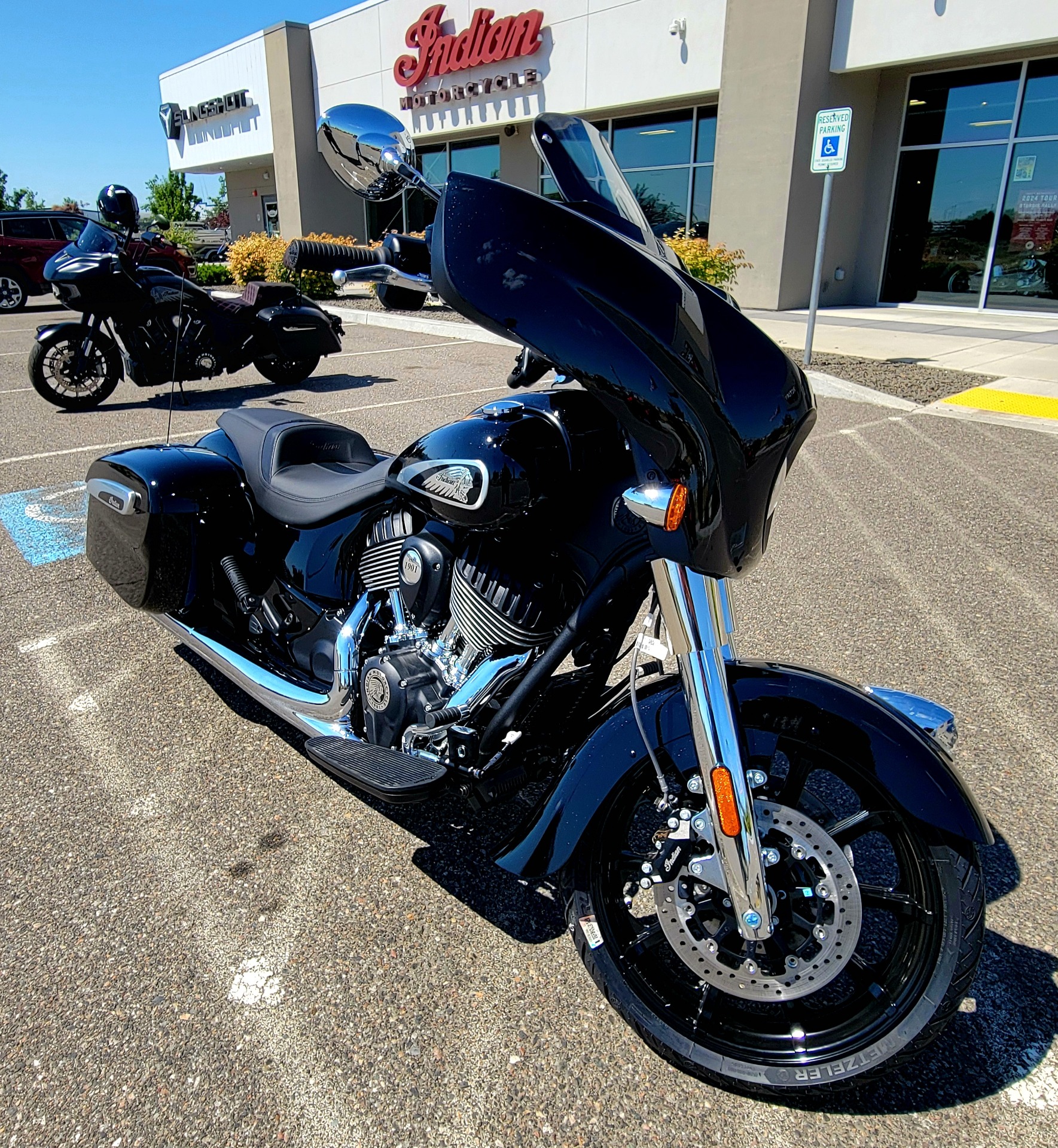 2024 Indian Motorcycle Chieftain® in Pasco, Washington - Photo 2