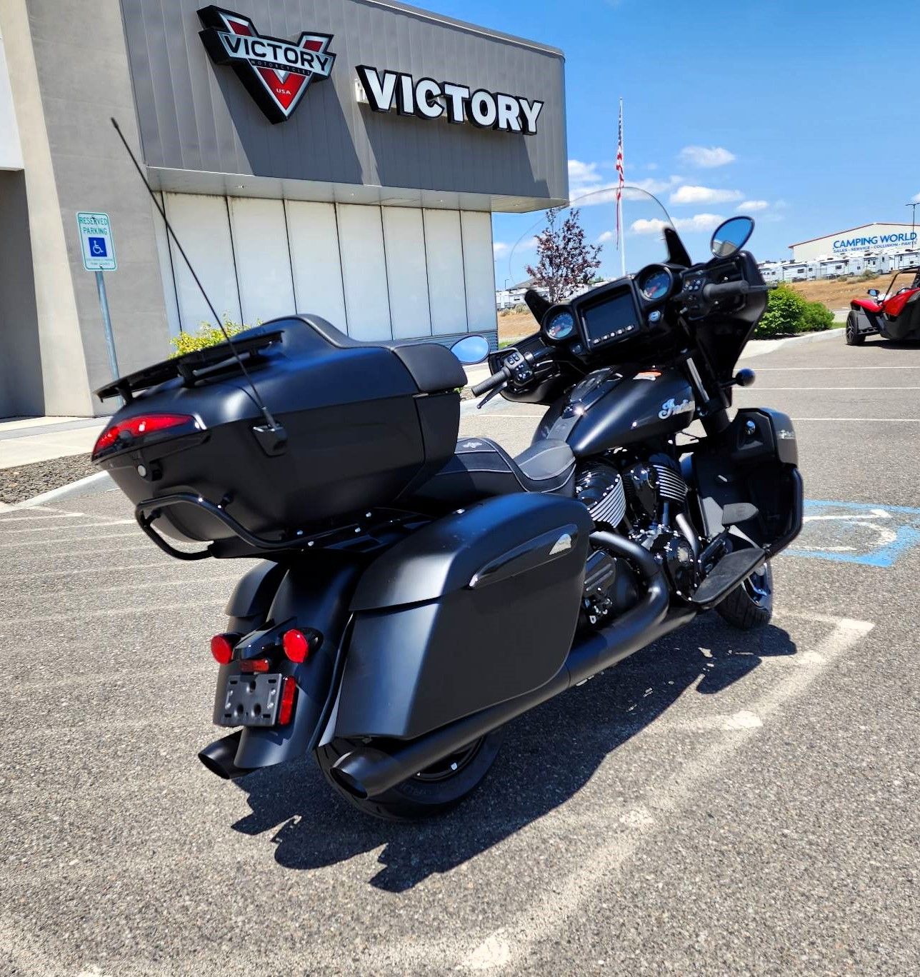 2023 Indian Motorcycle Roadmaster® Dark Horse® in Pasco, Washington - Photo 2