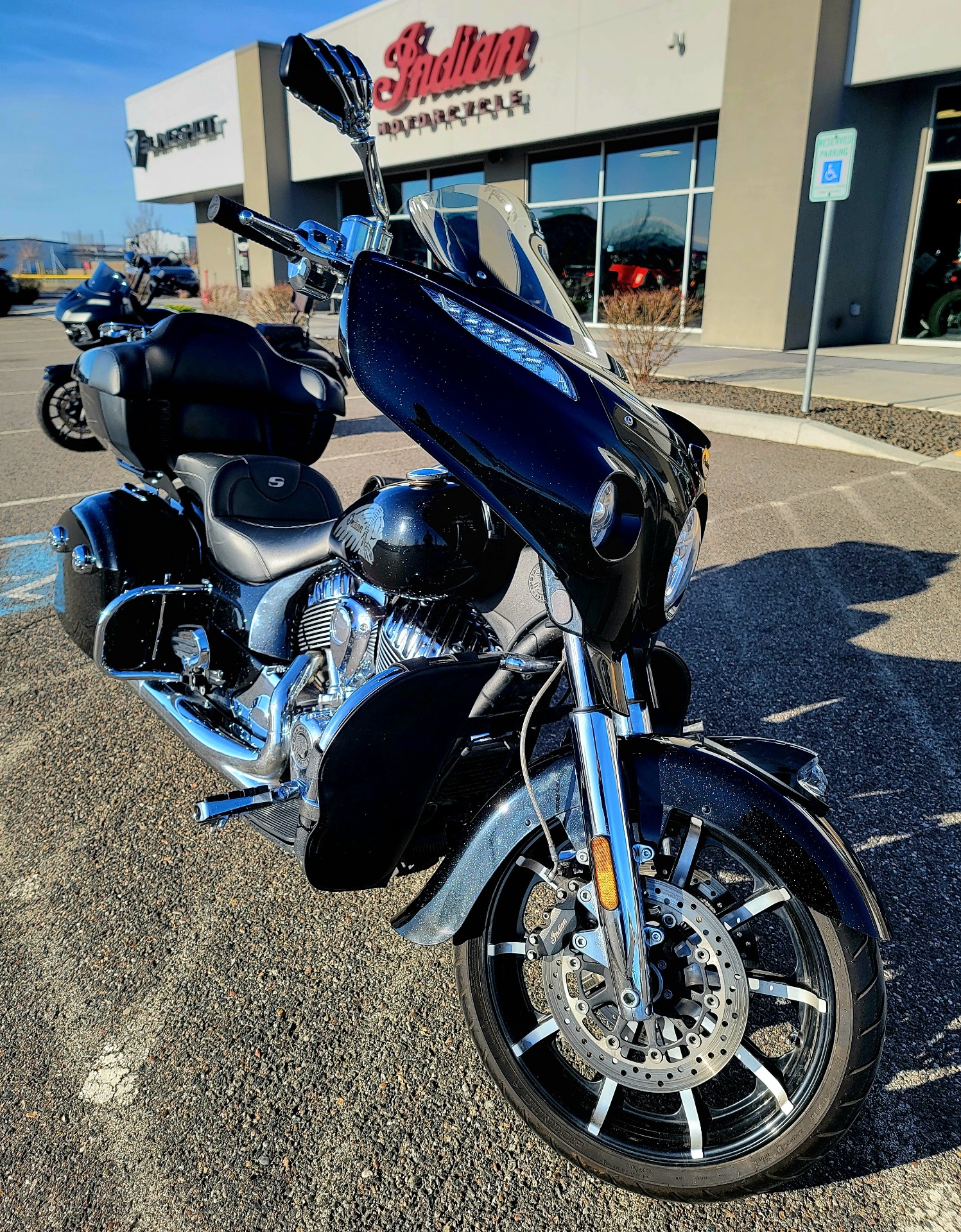 2018 Indian Motorcycle Chieftain® Limited ABS in Pasco, Washington - Photo 2