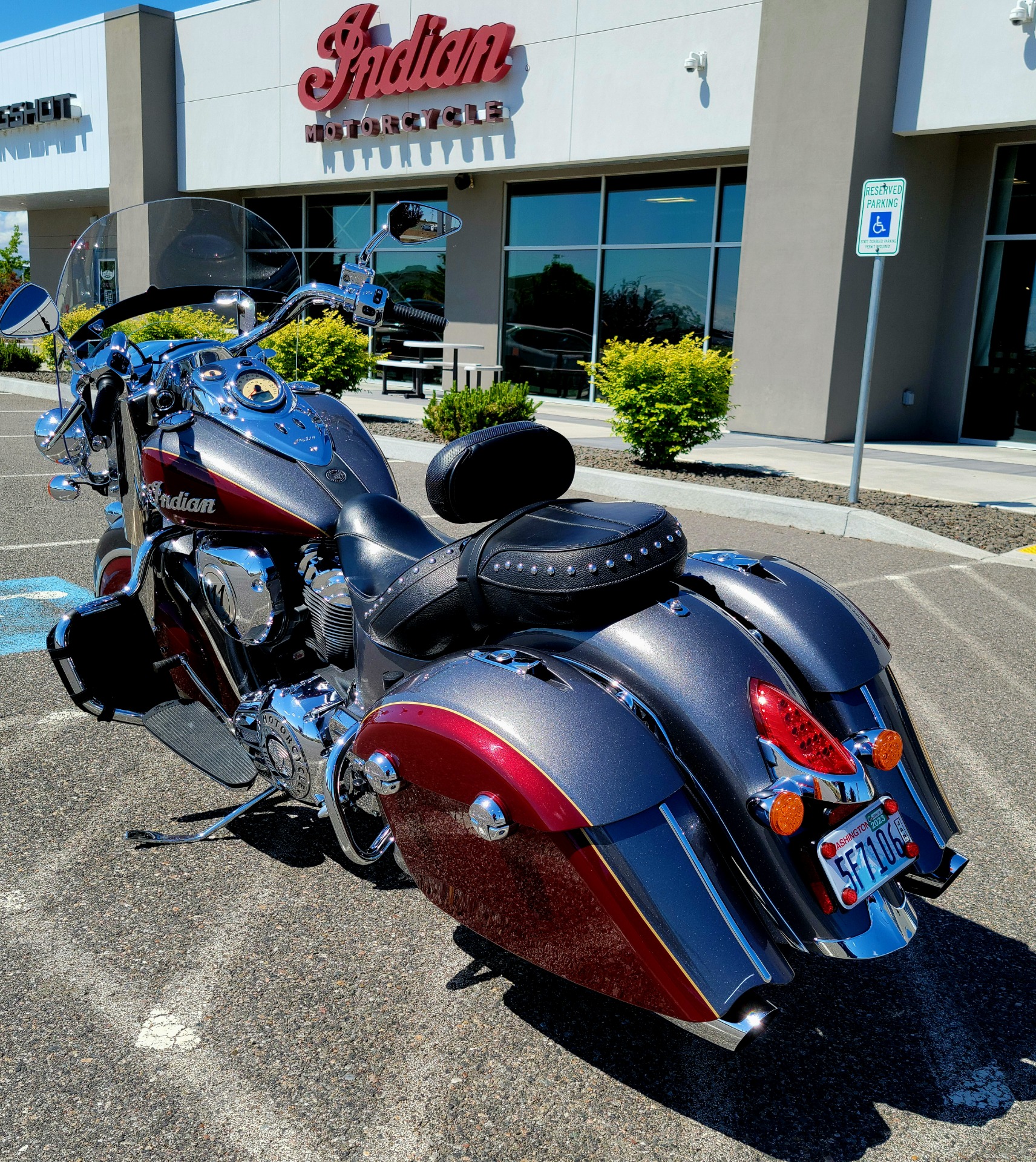 2019 Indian Motorcycle Springfield® ABS in Pasco, Washington - Photo 2