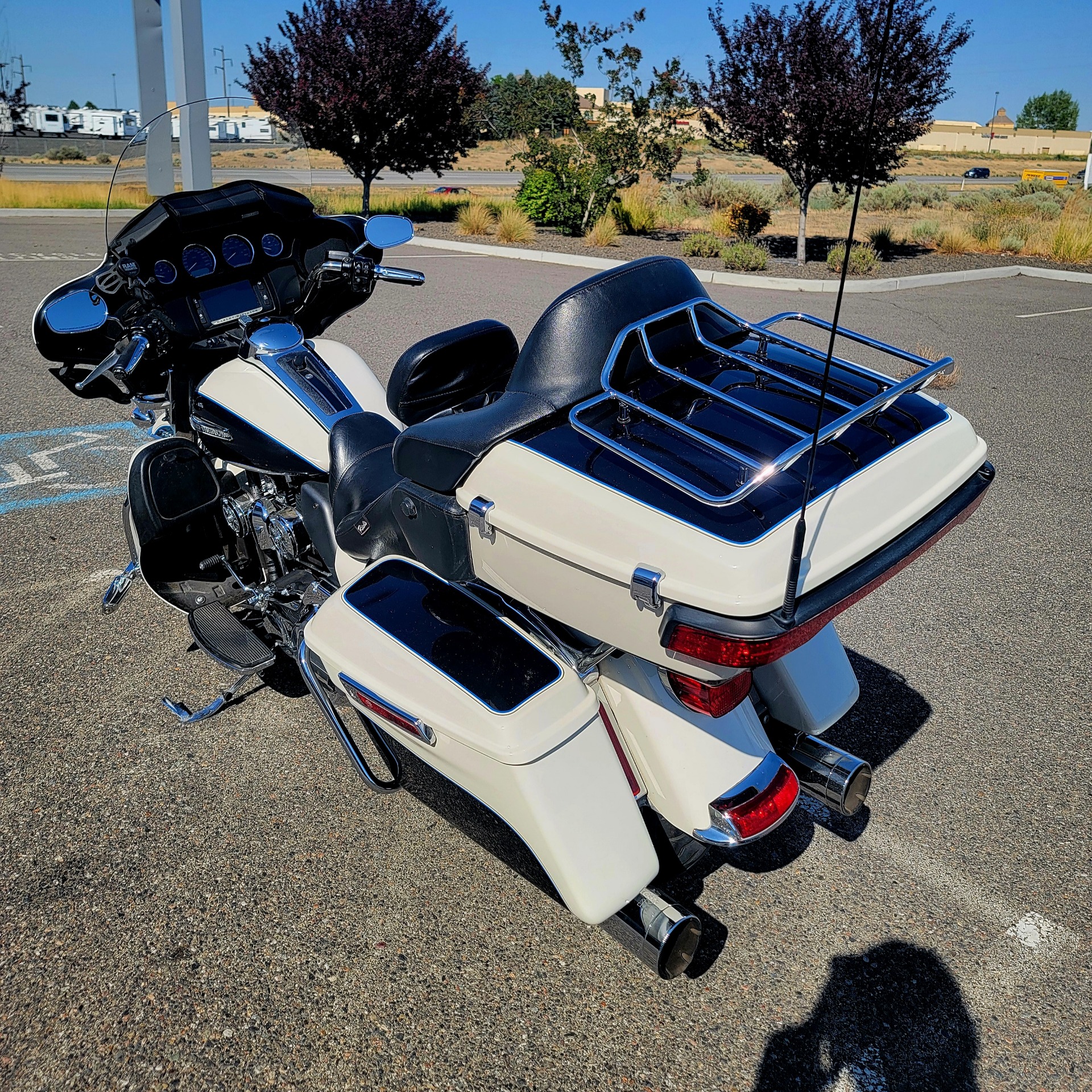 2014 Harley-Davidson Electra Glide® Ultra Classic® in Pasco, Washington - Photo 6