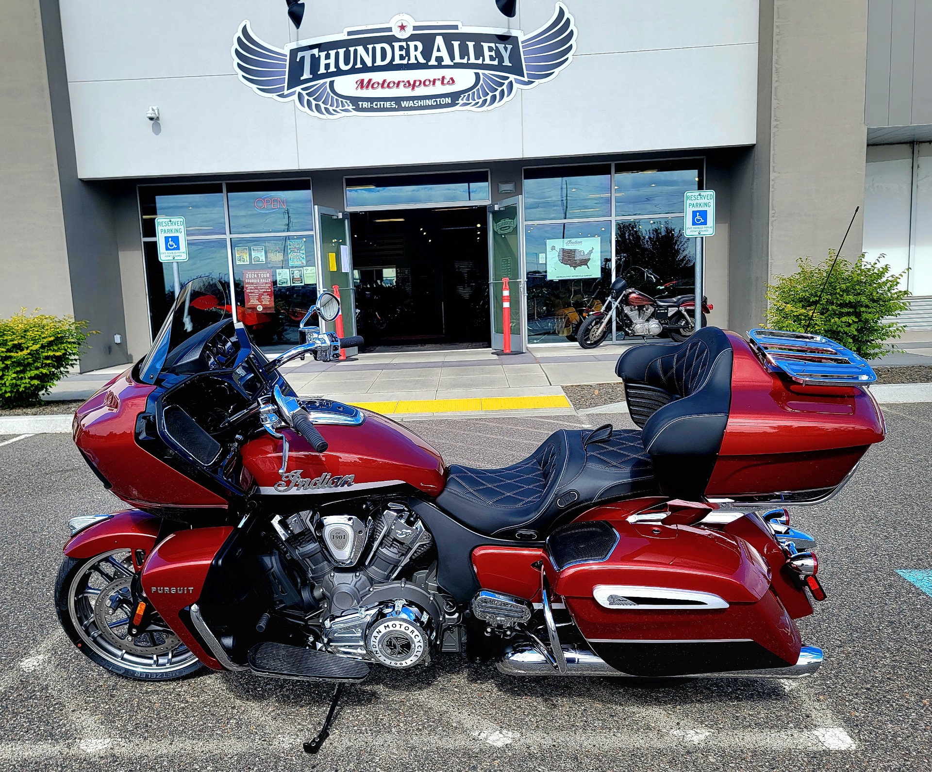 2024 Indian Motorcycle Pursuit® Limited Icon with PowerBand Audio Package in Pasco, Washington - Photo 1