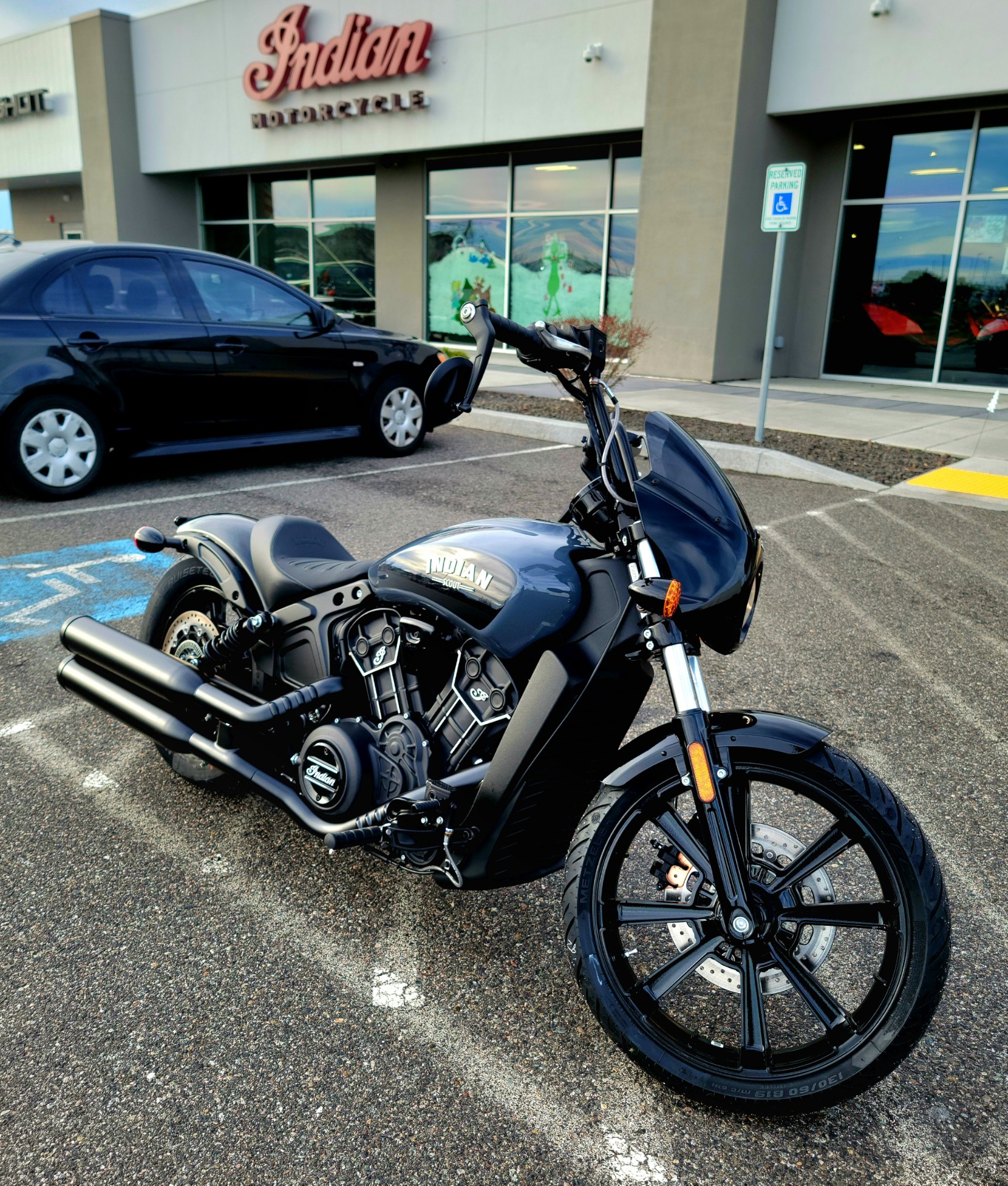 2024 Indian Motorcycle Scout® Rogue ABS in Pasco, Washington - Photo 2