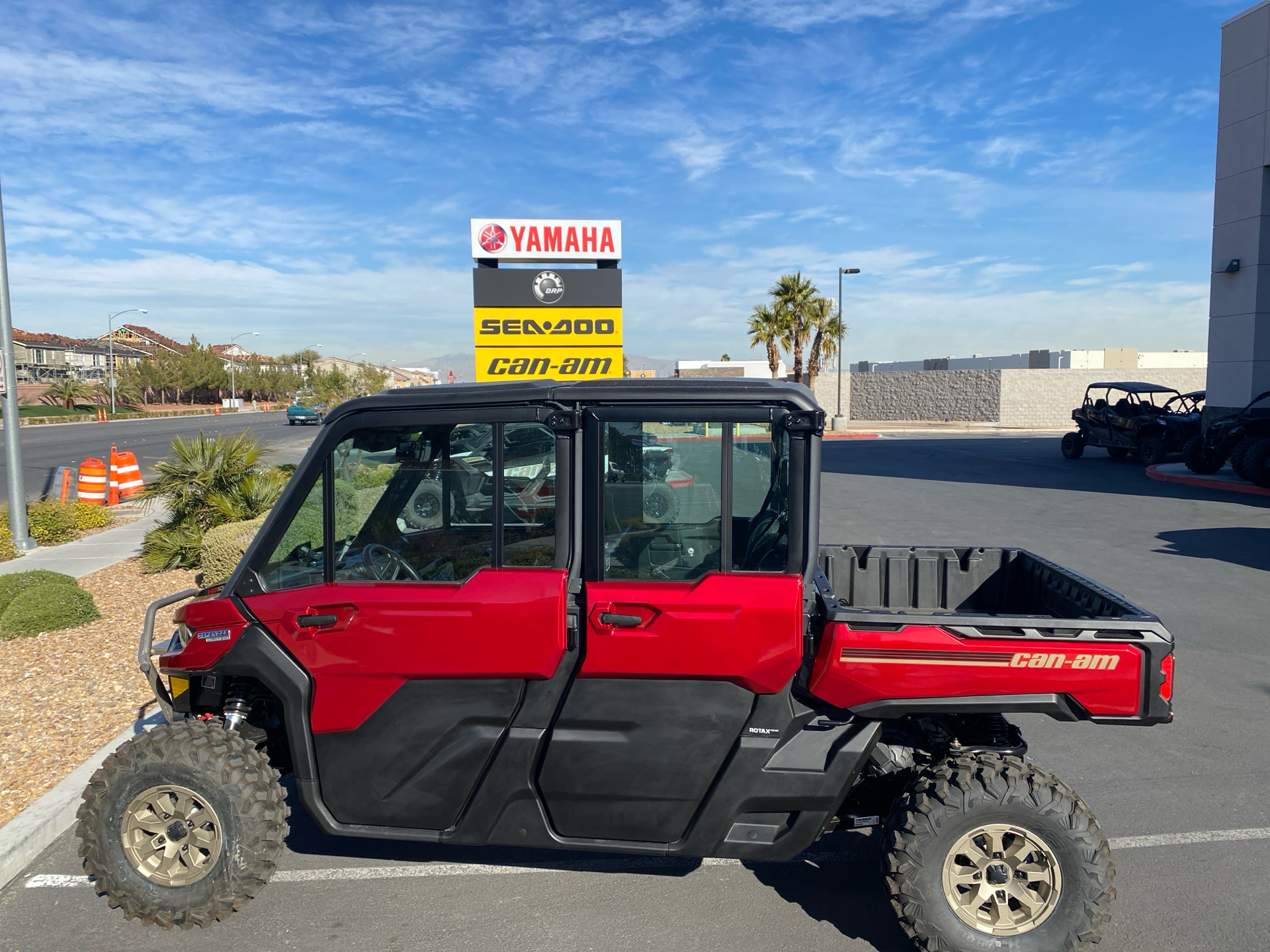 2024 Can-Am Defender MAX Limited in Las Vegas, Nevada - Photo 1
