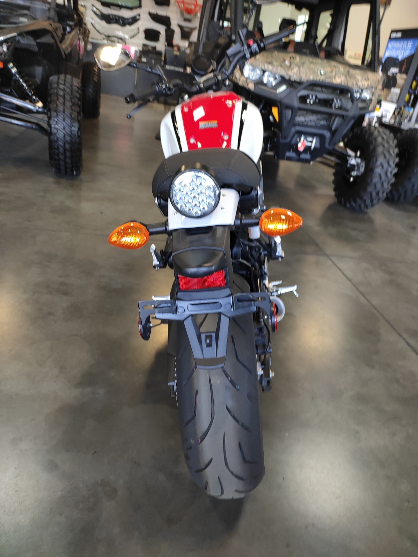 2021 Yamaha XSR900 in Las Vegas, Nevada - Photo 4