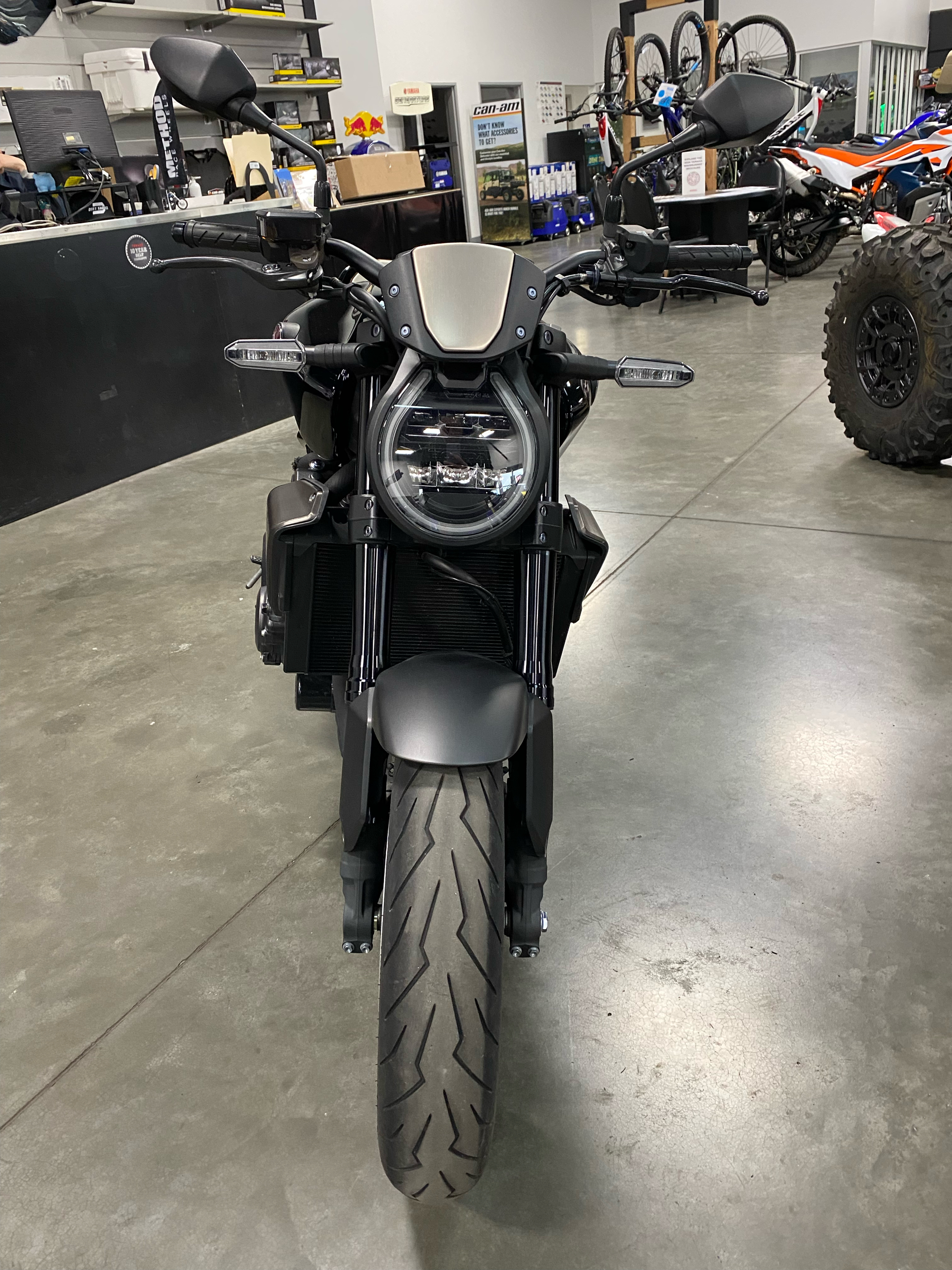 2022 Honda CB1000R Black Edition in Las Vegas, Nevada - Photo 2
