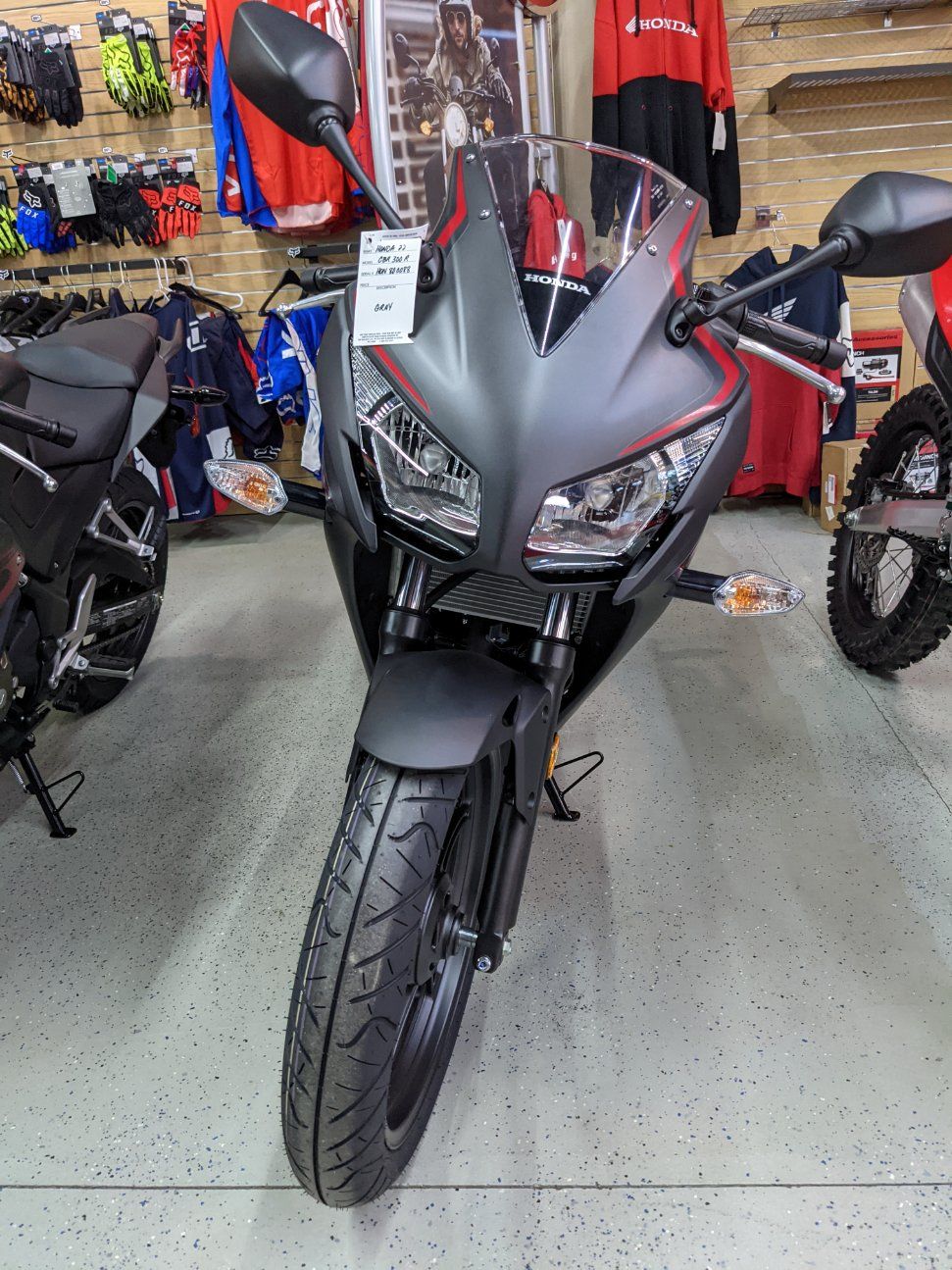 2022 Honda CBR300R in Hermitage, Pennsylvania - Photo 3