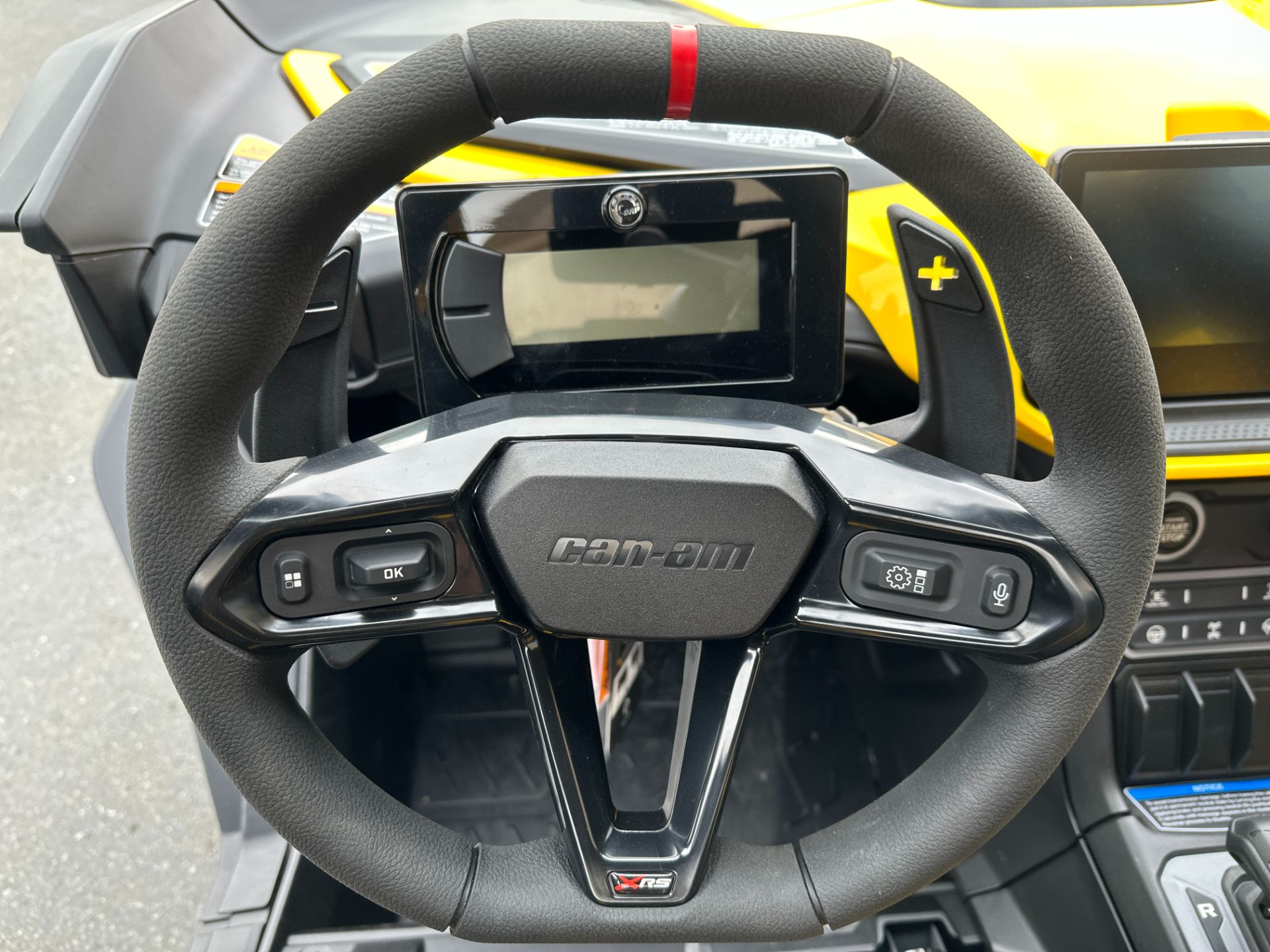 2024 Can-Am Maverick R X RS with Smart-Shox 999T DCT in Santa Rosa, California - Photo 12