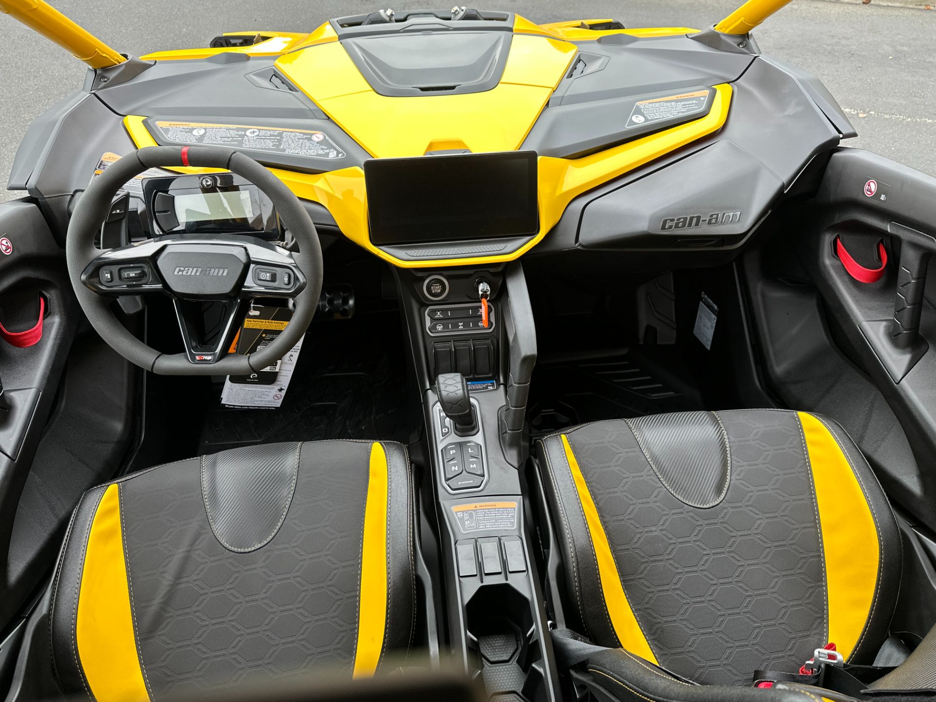2024 Can-Am Maverick R X RS with Smart-Shox in Santa Rosa, California - Photo 11