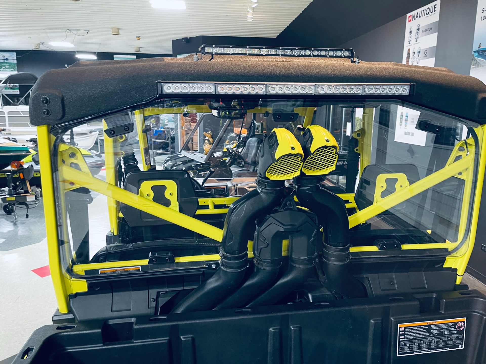 2019 Can-Am Defender Max X mr HD10 in Wilmington, Illinois - Photo 8