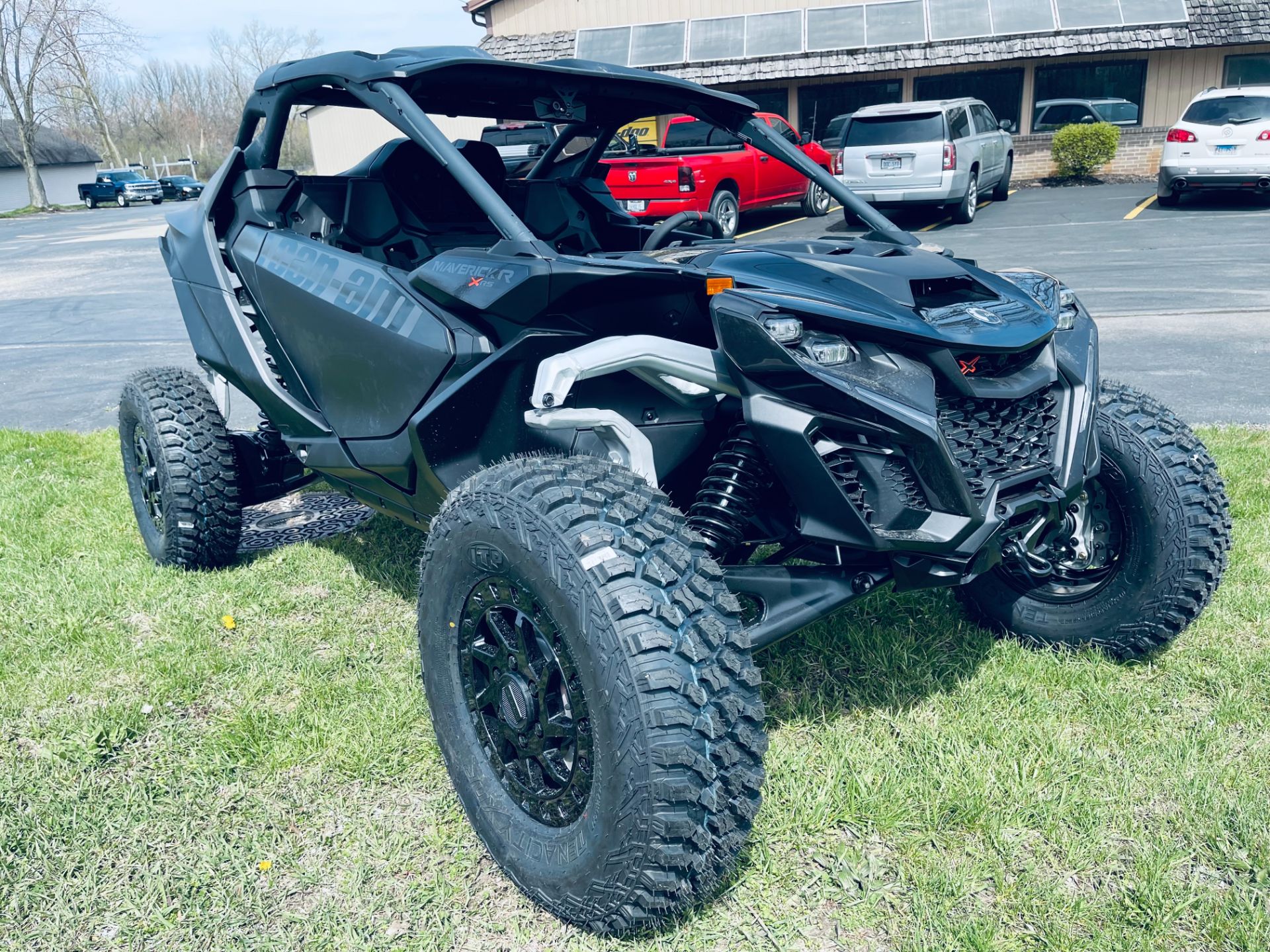 2024 Can-Am Maverick R X RS with Smart-Shox 999T DCT in Wilmington, Illinois - Photo 6