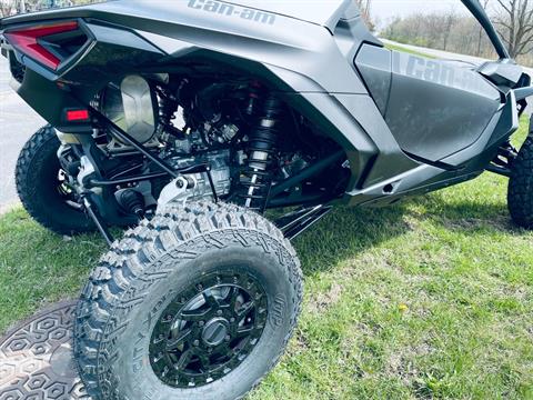 2024 Can-Am Maverick R X RS with Smart-Shox 999T DCT in Wilmington, Illinois - Photo 10