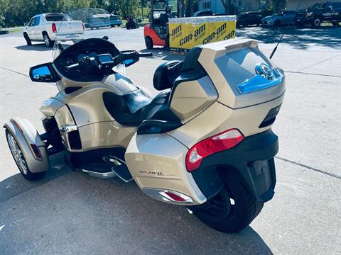 2017 Can-Am Spyder RT Limited in Wilmington, Illinois - Photo 4