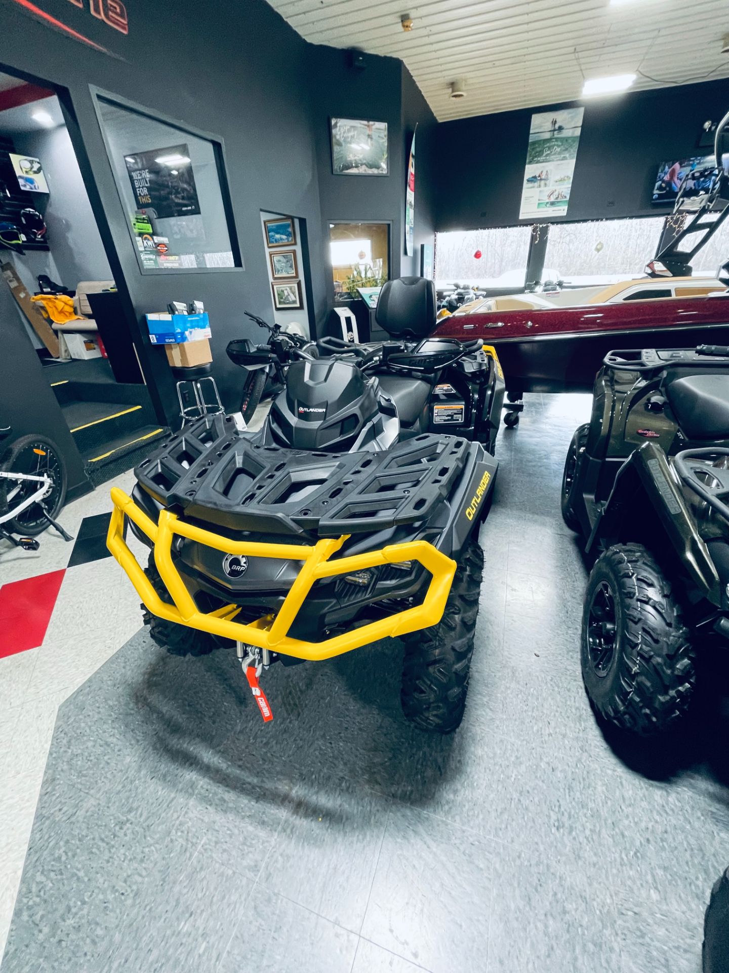 2023 Can-Am Outlander MAX XT-P 850 in Wilmington, Illinois - Photo 2