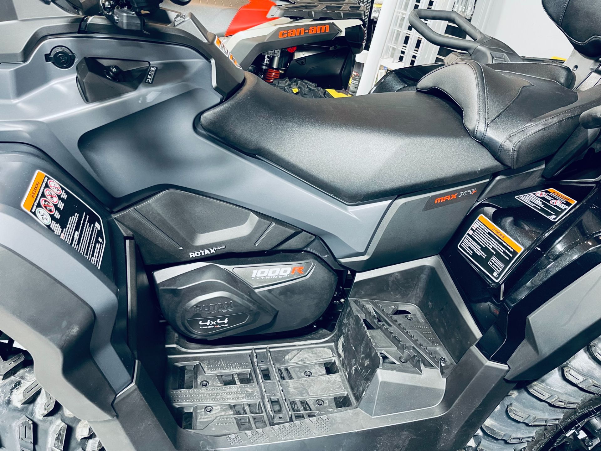 2023 Can-Am Outlander MAX XT-P 1000R in Wilmington, Illinois - Photo 2