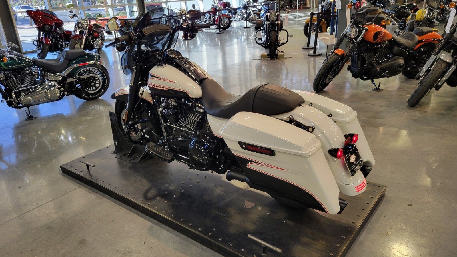 2023 Harley-Davidson Road King® Special in Las Vegas, Nevada - Photo 7