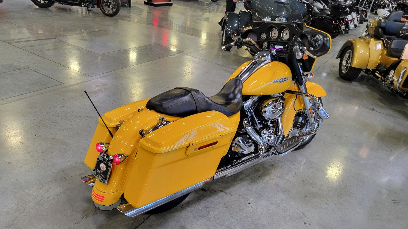 2013 Harley-Davidson Street Glide® in Las Vegas, Nevada - Photo 5