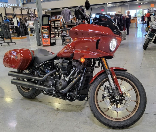 2024 Harley-Davidson Low Rider® ST in Las Vegas, Nevada - Photo 2