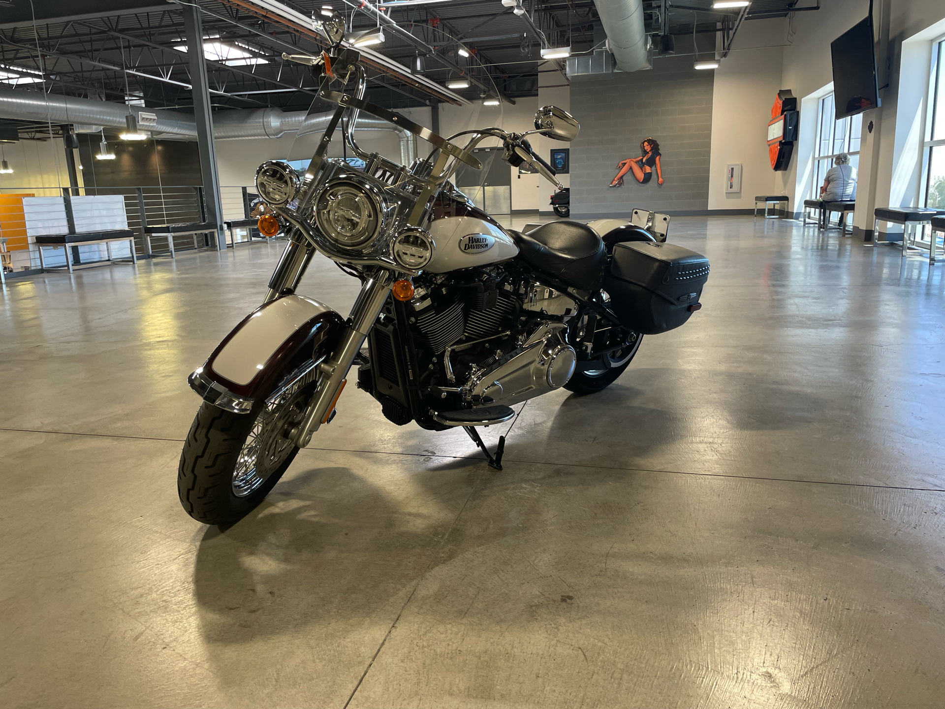 2021 Harley-Davidson Heritage Classic in Las Vegas, Nevada - Photo 5