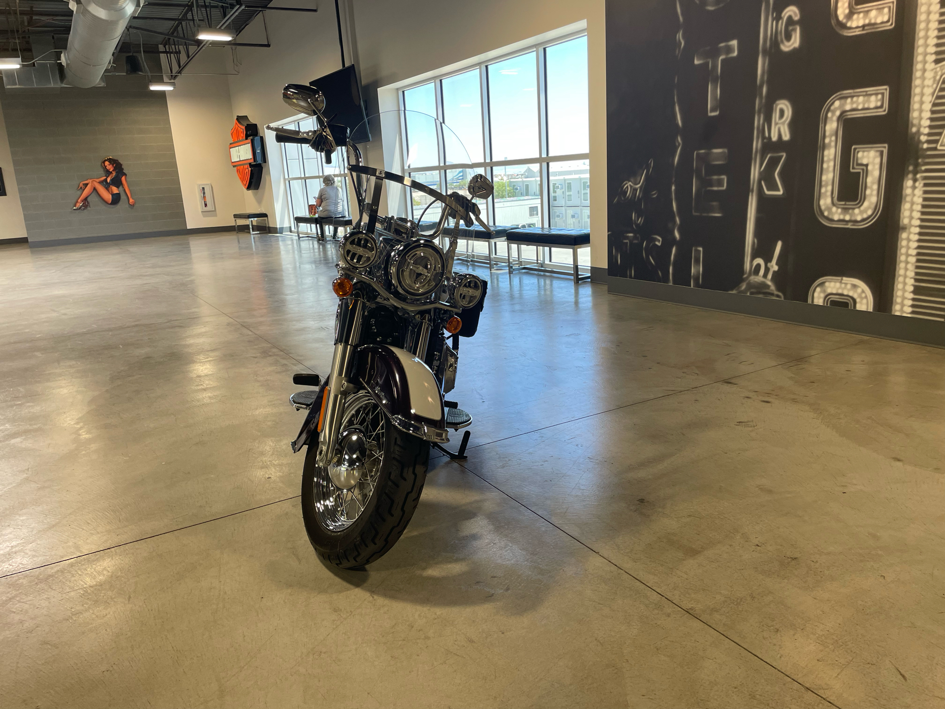 2021 Harley-Davidson Heritage Classic in Las Vegas, Nevada - Photo 6