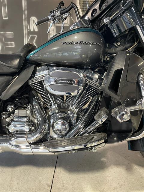 2015 Harley-Davidson CVO™ Limited in Las Vegas, Nevada - Photo 3