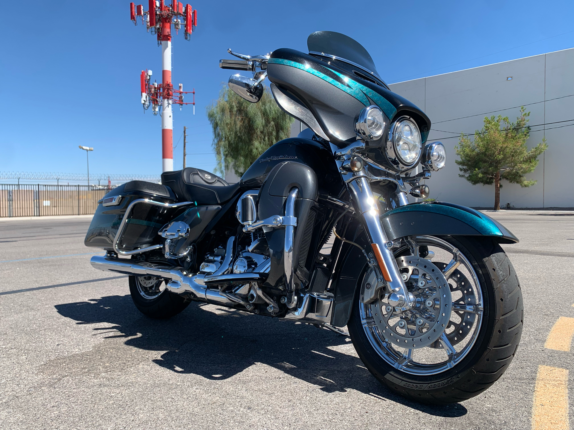 2015 Harley-Davidson CVO™ Limited in Las Vegas, Nevada - Photo 1