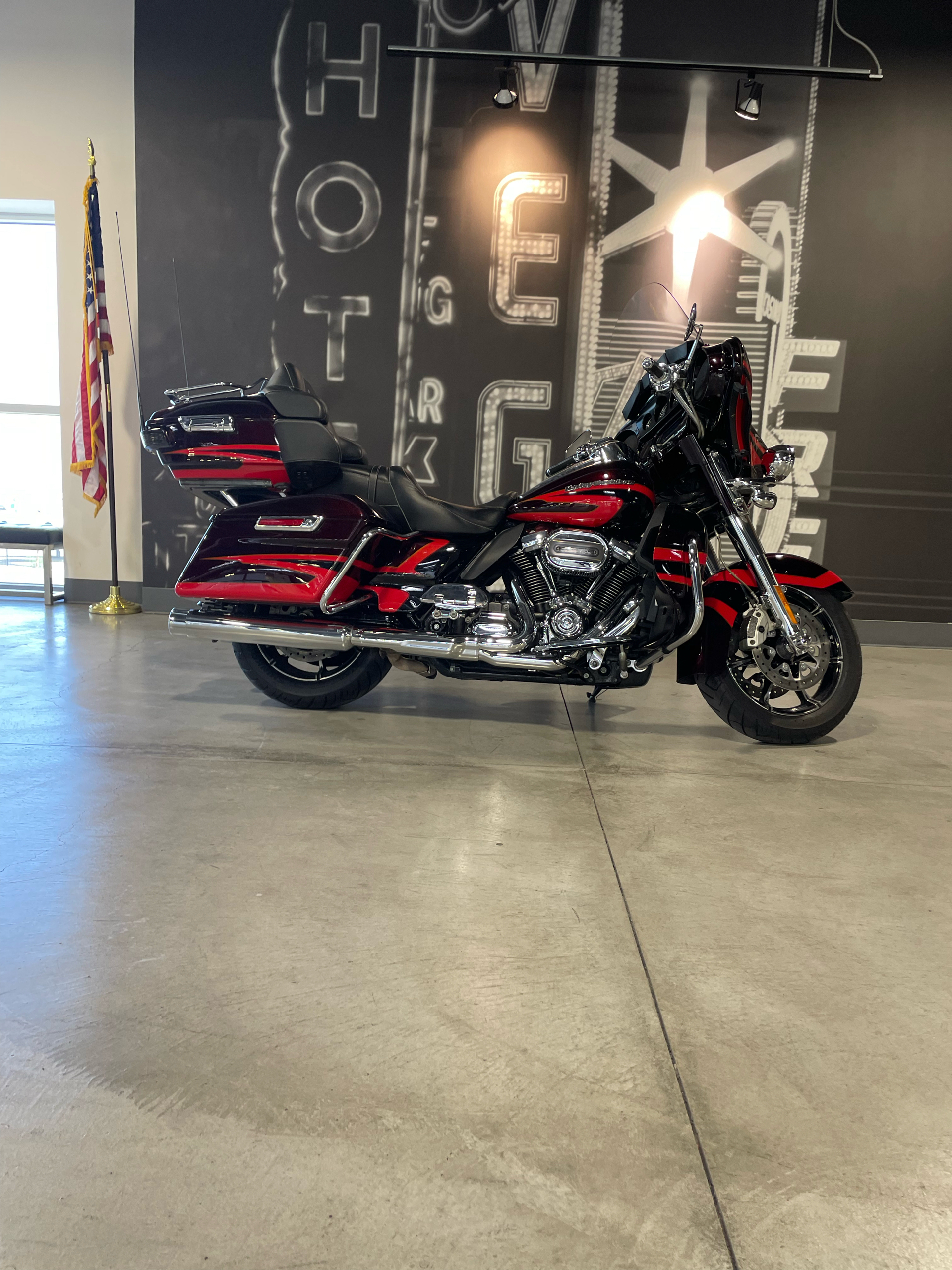 2017 Harley-Davidson CVO™ Limited in Las Vegas, Nevada - Photo 1