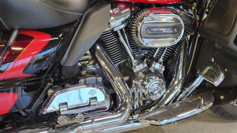 2017 Harley-Davidson CVO™ Limited in Las Vegas, Nevada - Photo 4