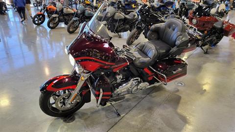 2017 Harley-Davidson CVO™ Limited in Las Vegas, Nevada - Photo 10