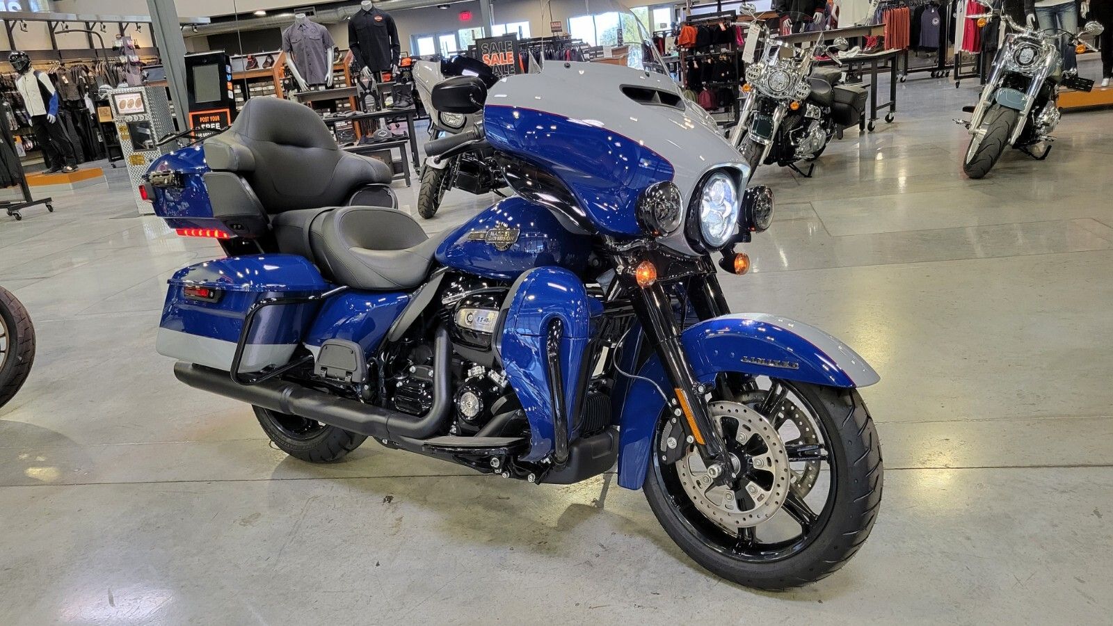 2023 Harley-Davidson Ultra Limited in Las Vegas, Nevada - Photo 2