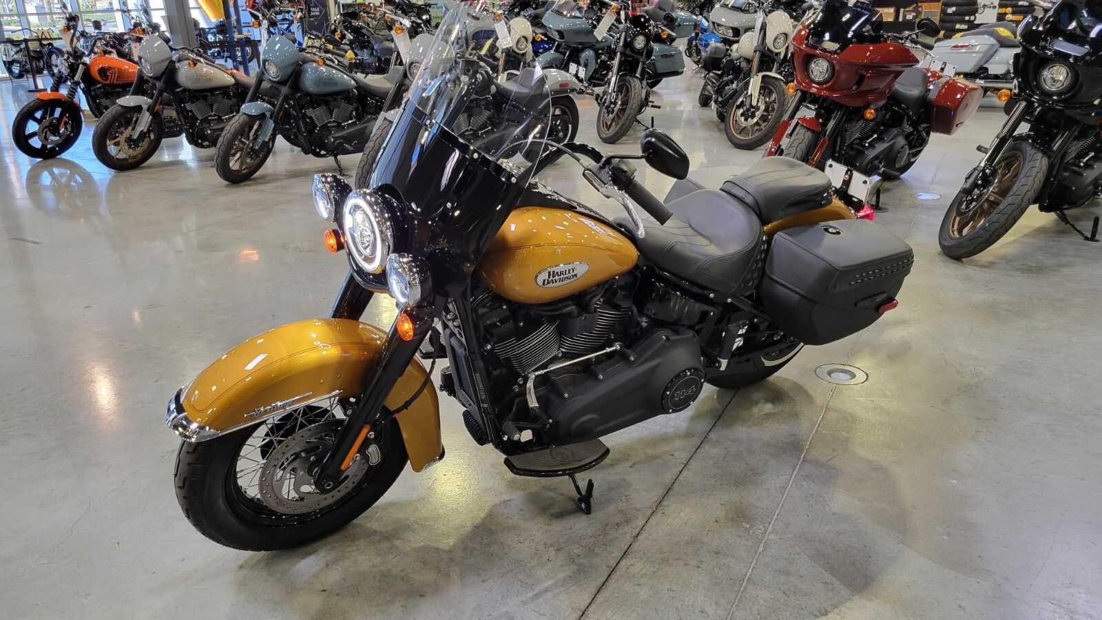 2023 Harley-Davidson Heritage Classic 114 in Las Vegas, Nevada - Photo 8
