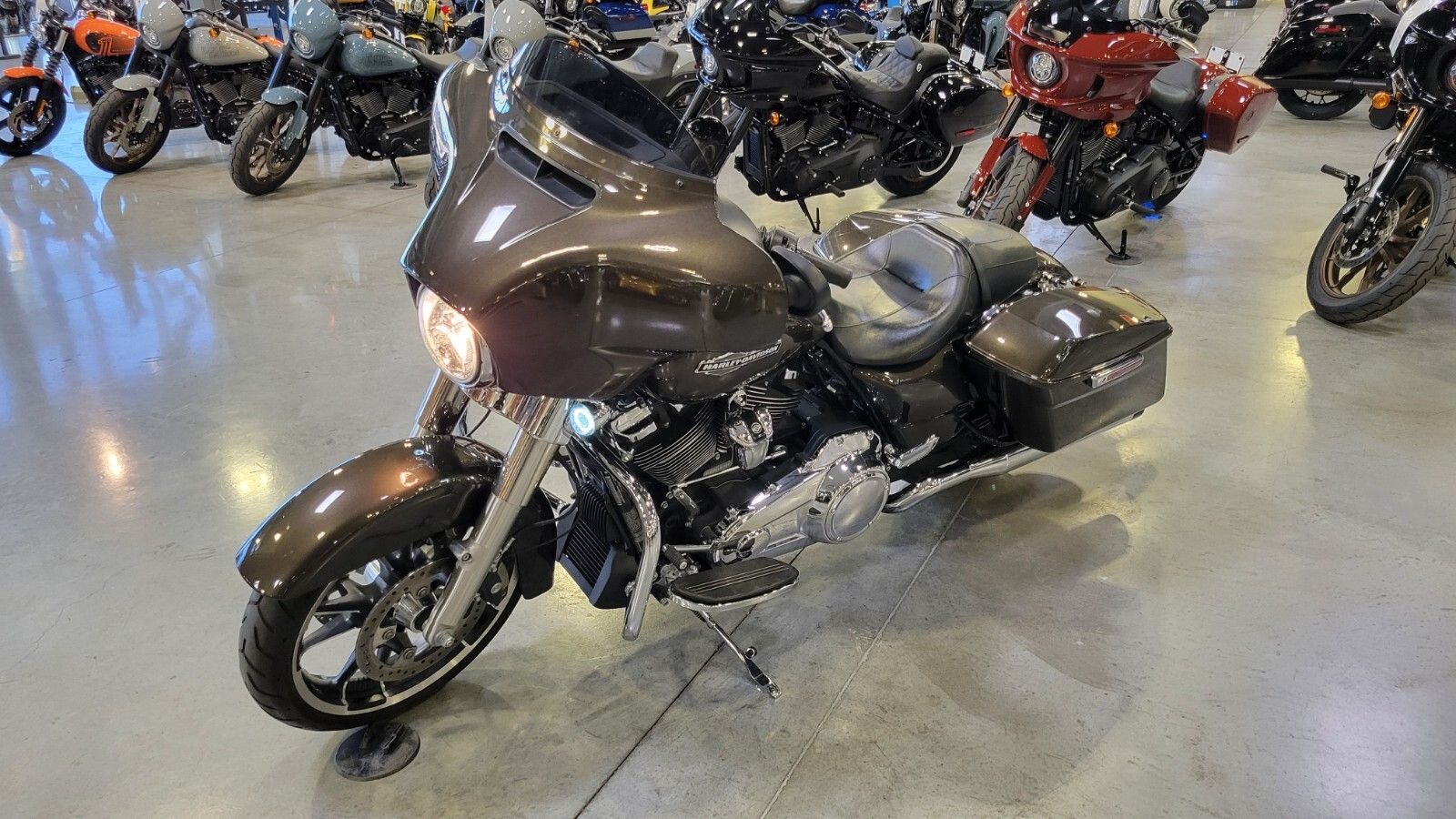 2021 Harley-Davidson Street Glide® in Las Vegas, Nevada - Photo 9