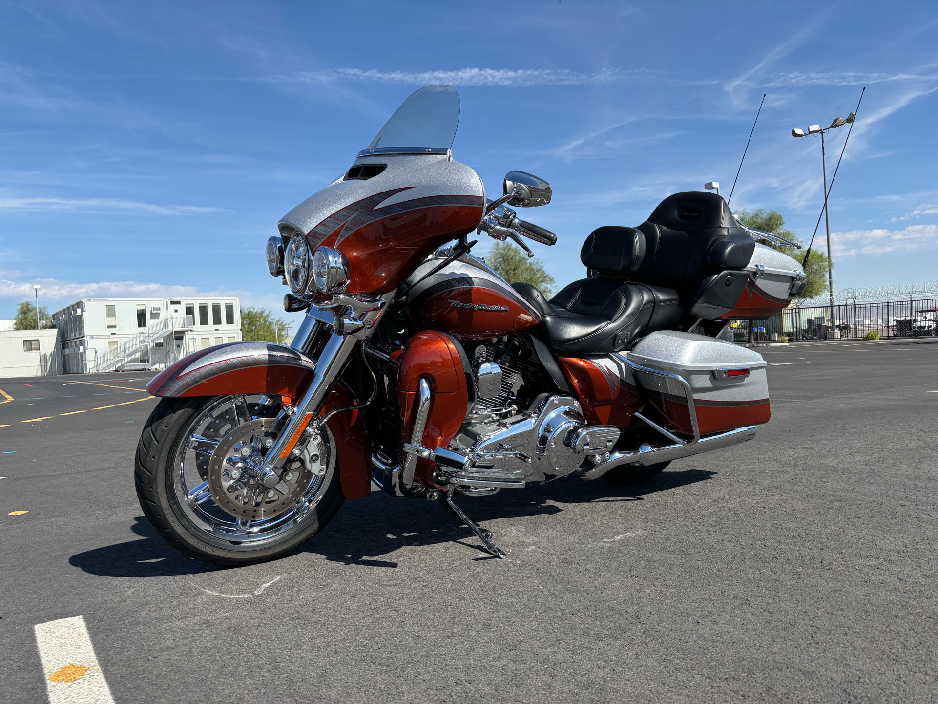 2014 Harley-Davidson CVO™ Limited in Las Vegas, Nevada - Photo 6