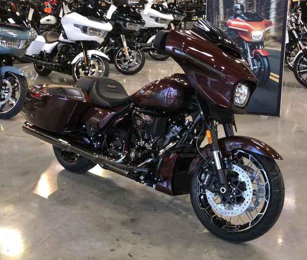 2024 Harley-Davidson CVO™ Street Glide® in Las Vegas, Nevada - Photo 2