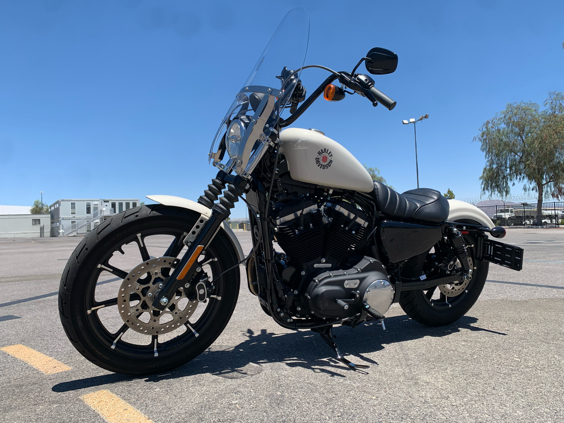 2022 Harley-Davidson Iron 883™ in Las Vegas, Nevada - Photo 6