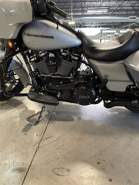 2019 Harley-Davidson Street Glide® Special in Las Vegas, Nevada - Photo 8