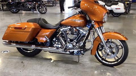 2014 Harley-Davidson Street Glide® Special in Las Vegas, Nevada - Photo 2