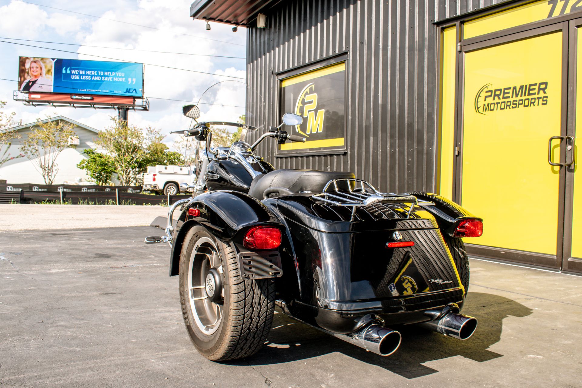 2015 Harley-Davidson Freewheeler™ in Jacksonville, Florida - Photo 17