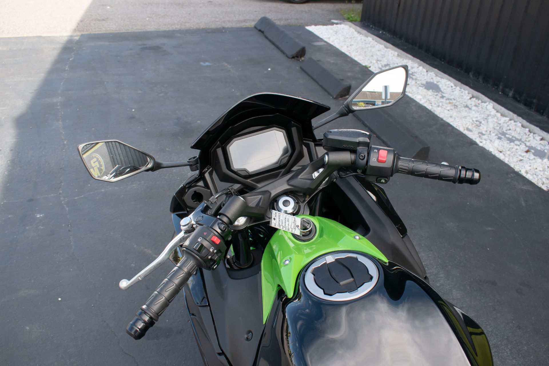 2021 Kawasaki Ninja 650 ABS in Jacksonville, Florida - Photo 18