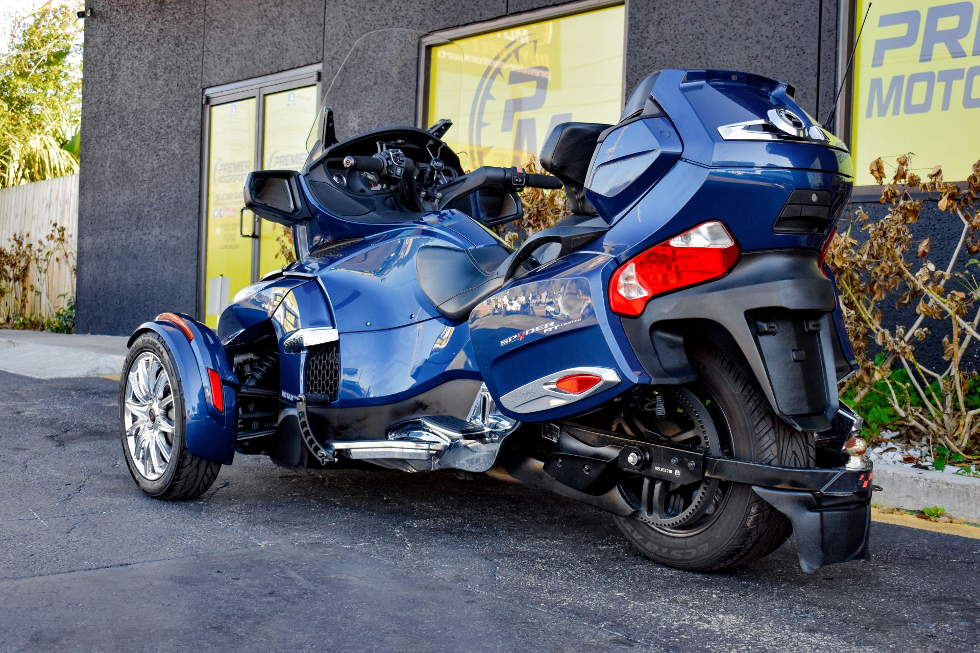 2016 Can-Am Spyder RT Limited in Jacksonville, Florida - Photo 16