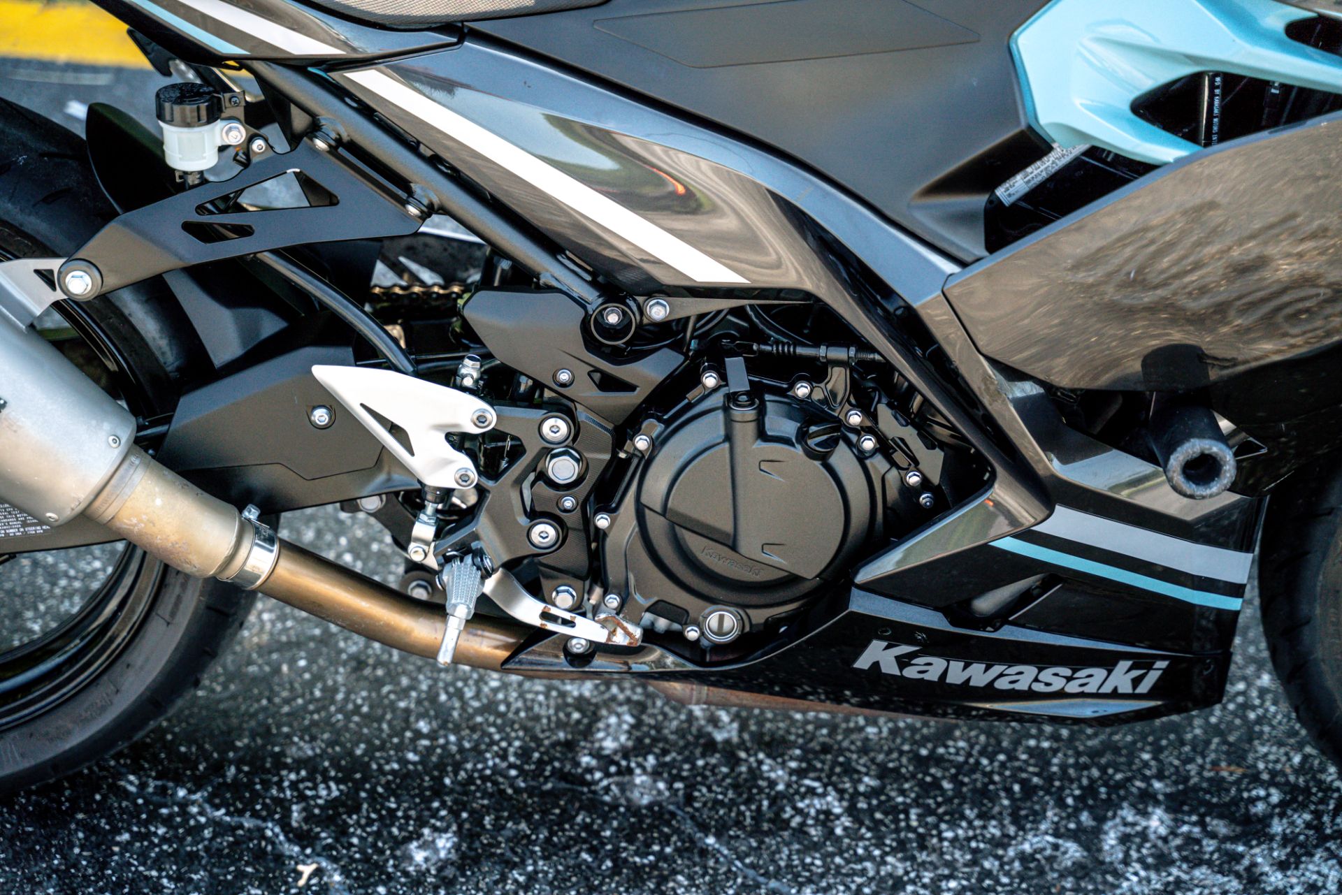 2020 Kawasaki Ninja 400 ABS in Jacksonville, Florida - Photo 9