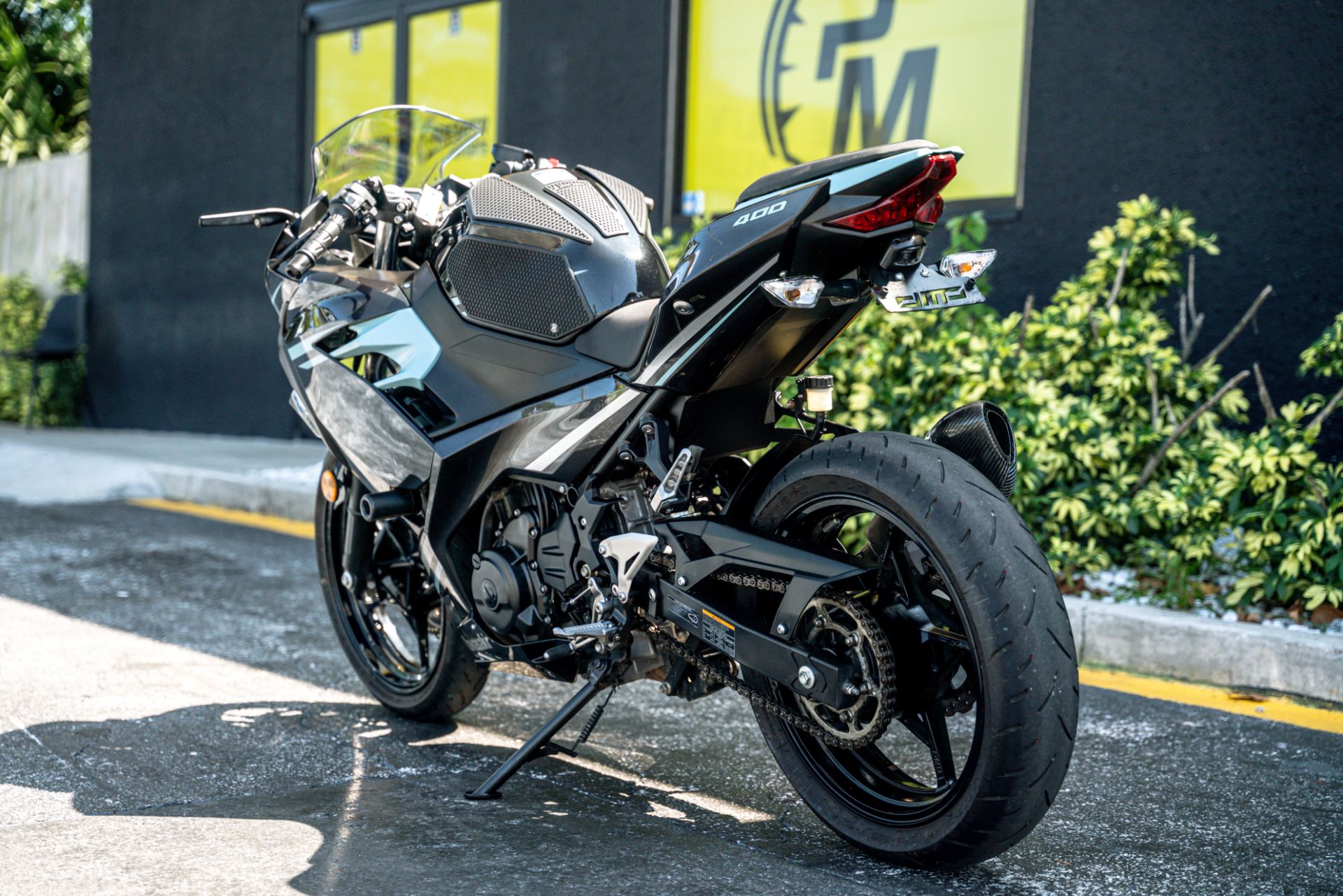 2020 Kawasaki Ninja 400 ABS in Jacksonville, Florida - Photo 17