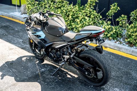 2020 Kawasaki Ninja 400 ABS in Jacksonville, Florida - Photo 18